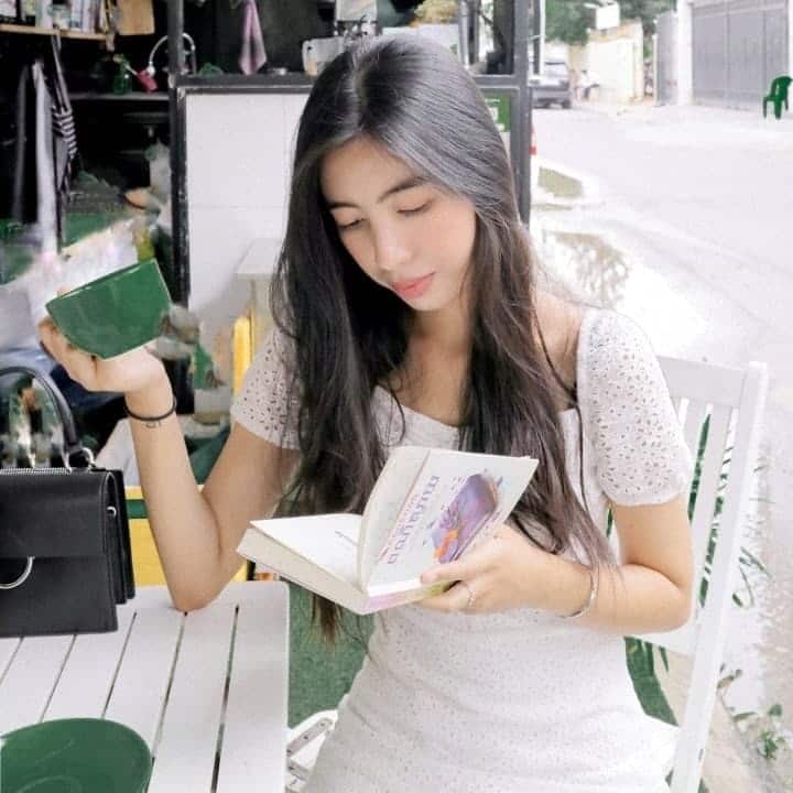 អាន សៀវភៅ