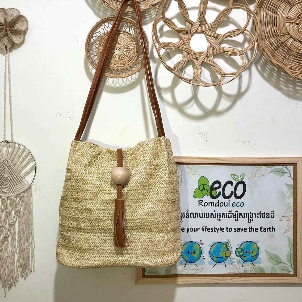 រំដួលអេកូ ដបទឹក បំពង់បឺត