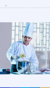 លោក កៅ លីវាសនា ជំនាញផលិតនំ