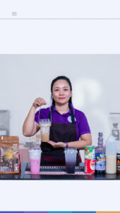 អ្នកស្រី សៀង រ៉ាវីន ជំនាញធុរកិច្ចភេសជ្ជ: