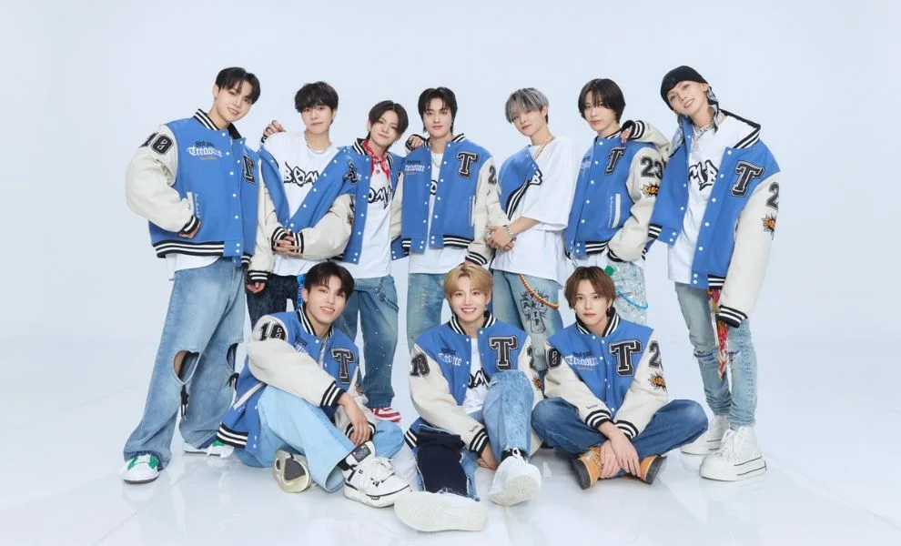 Cam-Teume ធ្វើបាន! ខ្លាចភ្លៀងចំថ្ងៃប្រគំតន្រ្ដីអ្នកគាំទ្រកម្ពុជានាំគ្នាធ្វើតាមជំនឿខ្មែរល្បីដល់អ្នកគាំទ្រអន្តរជាតិ